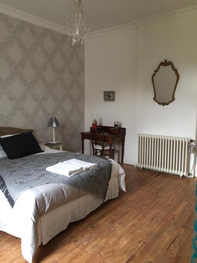 Saint-Martin-Lacaussade La Cabanne B&B 외부 사진